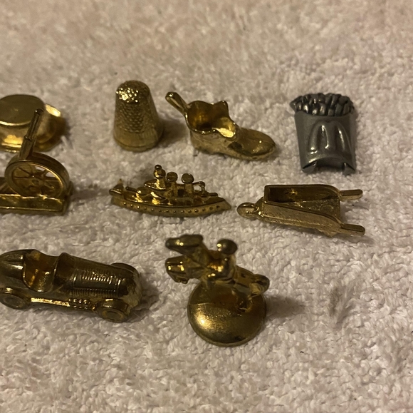 Lot of Monopoly Board Game Pieces - Picture 4 of 4